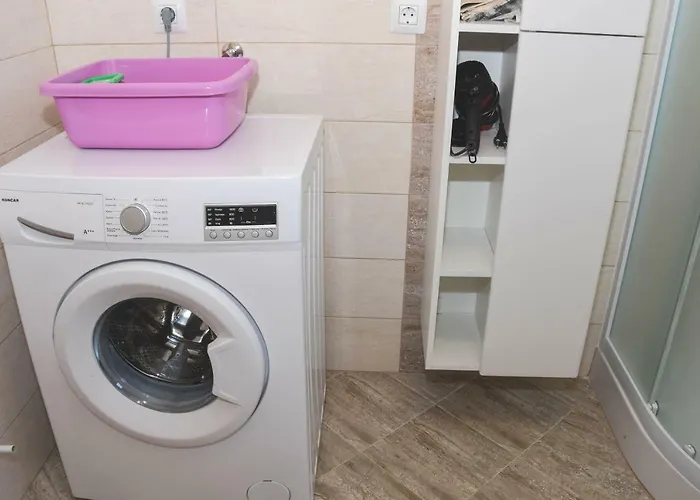 Apartment Damir For 8 Labin-rabac *