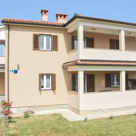 Damir For 8 Labin-rabac Апартаменты